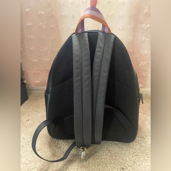 Court Backpack In Blocked Signature Canvas With Souvenir
Patches - Picture 3 of 8